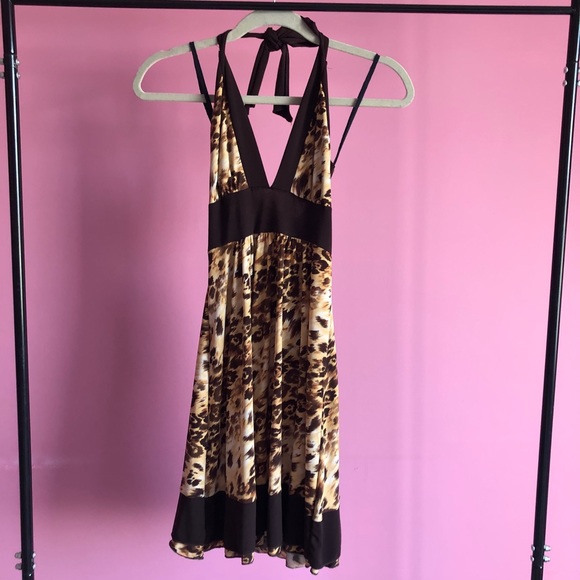 ✨Host Pick✨ Vintage Cheetah Print Halter Dress - Picture 9 of 12